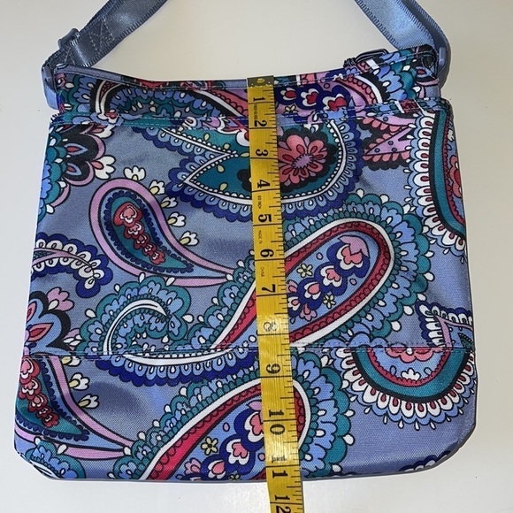 NWT Vera Bradley Lighten Up Slim Crossbody Kona Paisley Bag - Picture 4 of 9